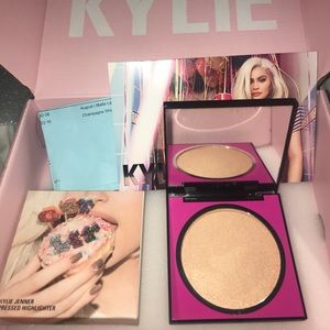 Champagne Showers - Kylie Birthday Collection